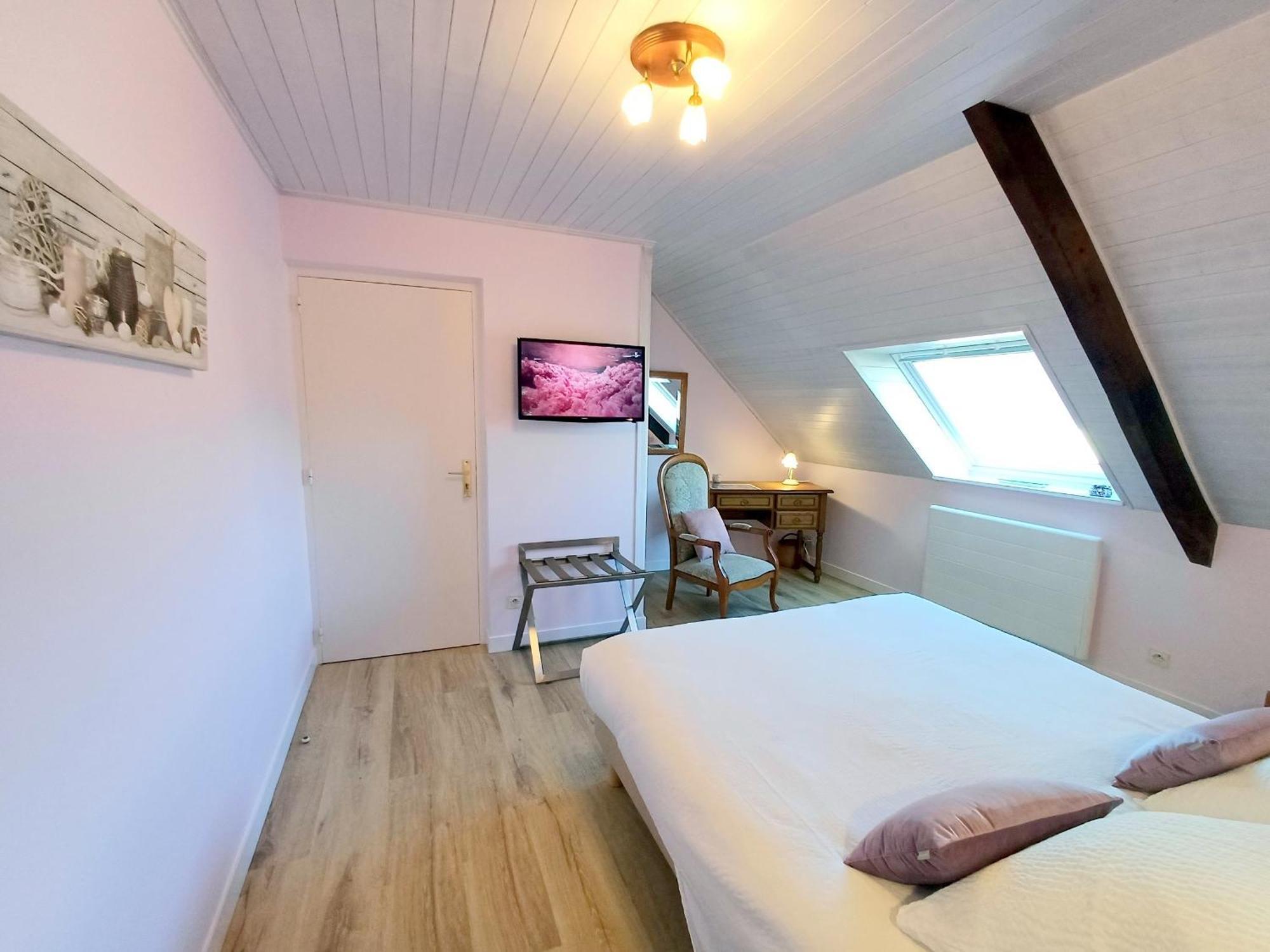 Au Calme A 10Mn Des Baies De Douarnenez Et Audierne Avec Cuisine A Disposition Mahalon Ngoại thất bức ảnh