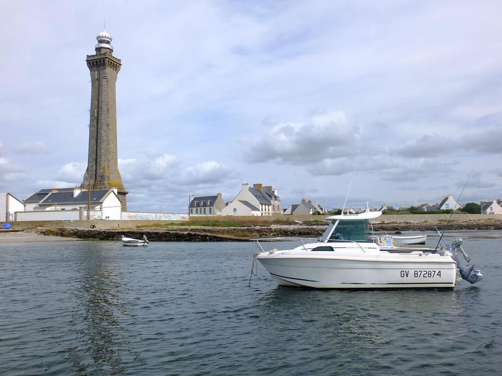 Au Calme A 10Mn Des Baies De Douarnenez Et Audierne Avec Cuisine A Disposition Mahalon Ngoại thất bức ảnh